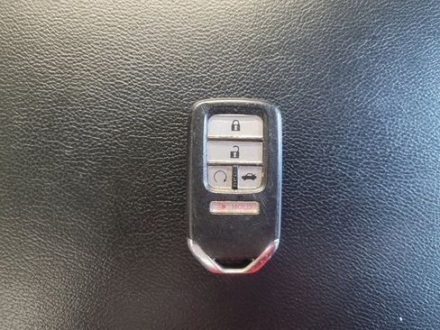Used 2018 Honda Accord EX-L image 32