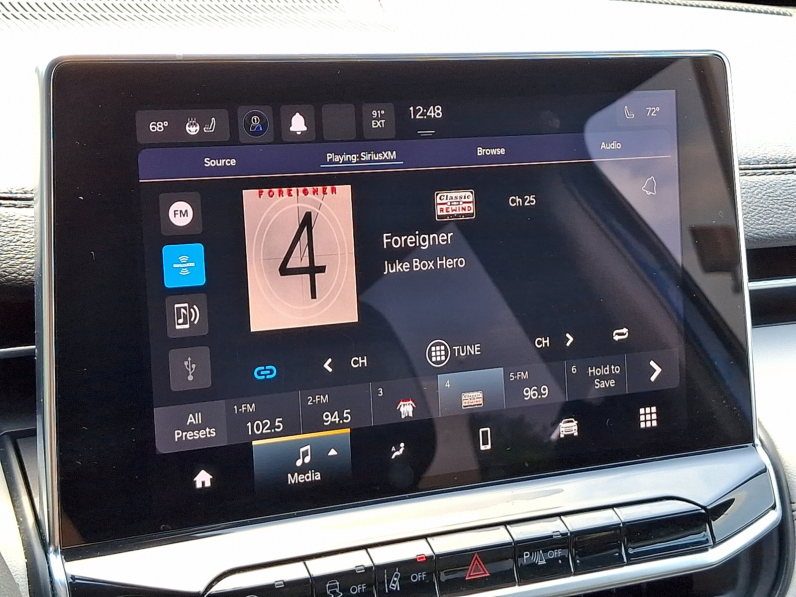 Certified 2023 Jeep Compass Limited AWD/4WD image 18