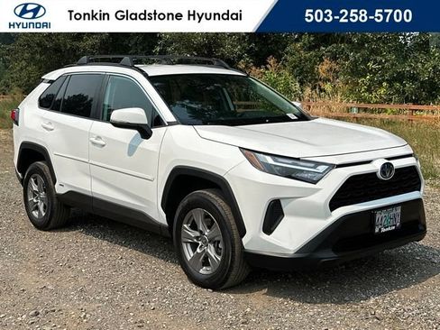 Used 2023 Toyota RAV4 LE AWD/4WD image 1