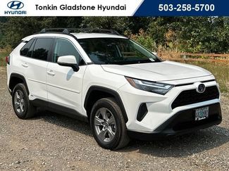 Used 2023 Toyota RAV4 LE AWD/4WD video 1