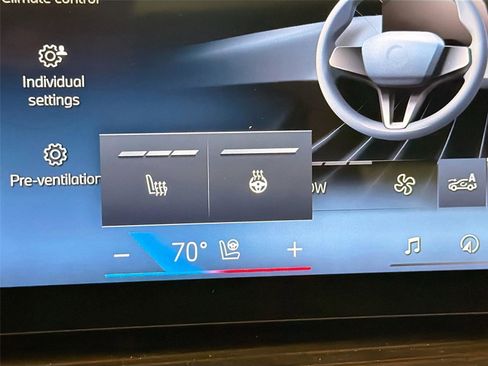 New 2026 BMW X5 sDrive40i w/ Parking Assistance Package RWD image 21
