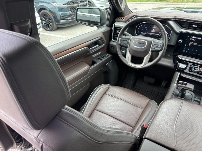 Used 2024 GMC Sierra 1500 Denali w/ Denali Reserve Package AWD/4WD image 12