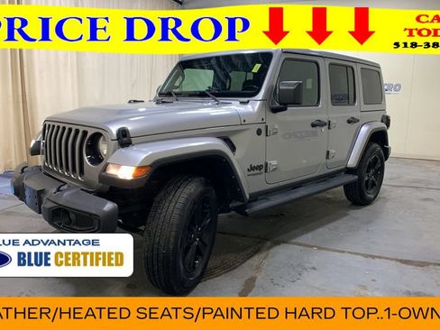 Used 2021 Jeep Wrangler Unlimited Sahara AWD/4WD image 7