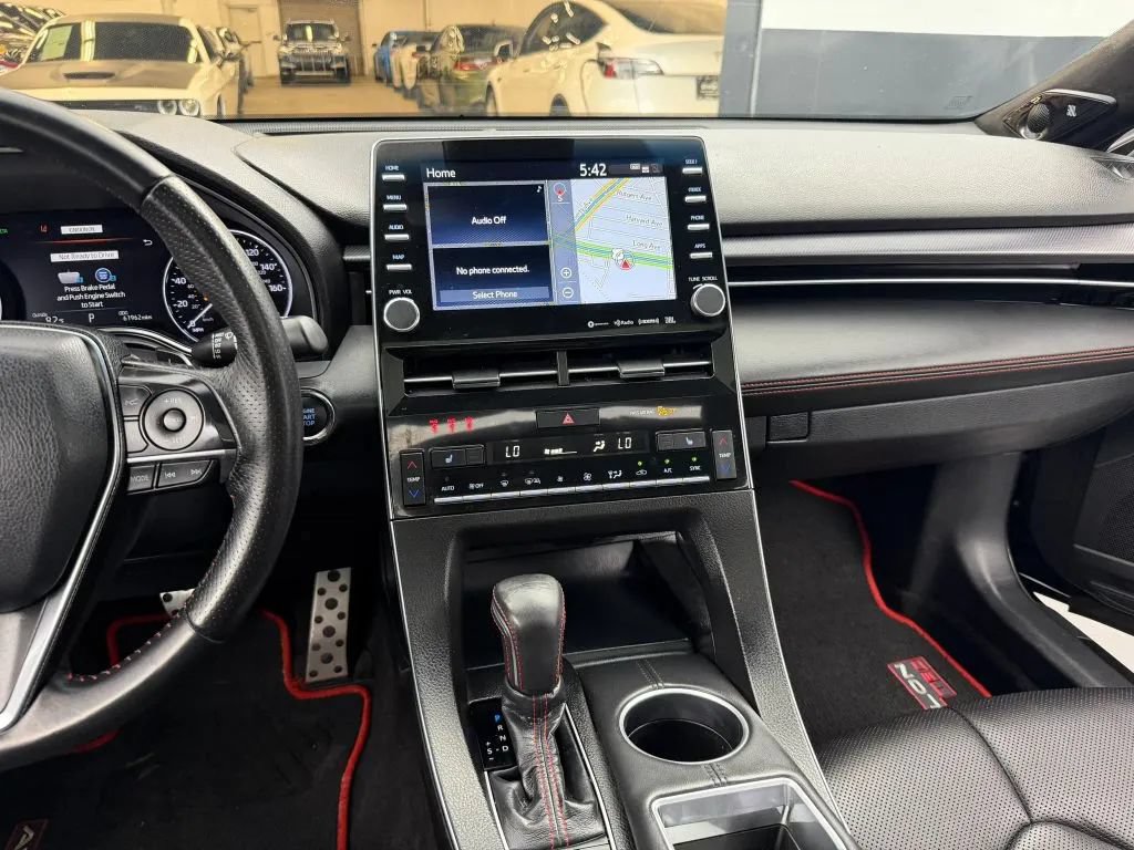 Used 2020 Toyota Avalon TRD FWD image 34