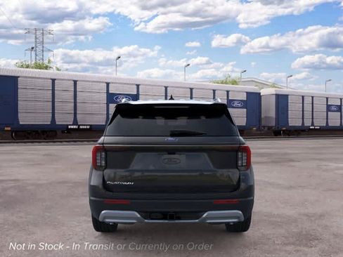 New 2026 Ford Explorer Platinum RWD image 5