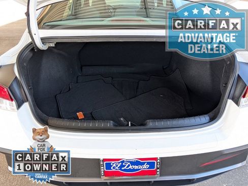 Used 2024 Hyundai Elantra SEL FWD image 20