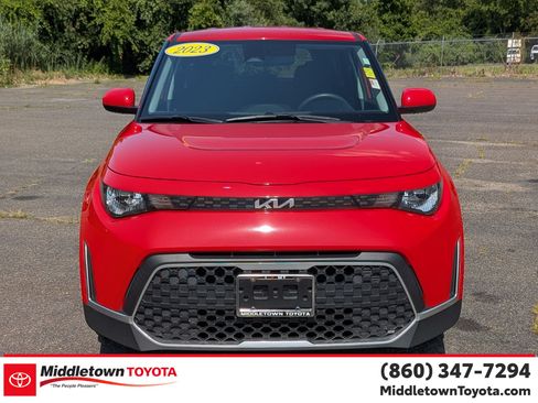 Used 2023 Kia Soul LX FWD image 8