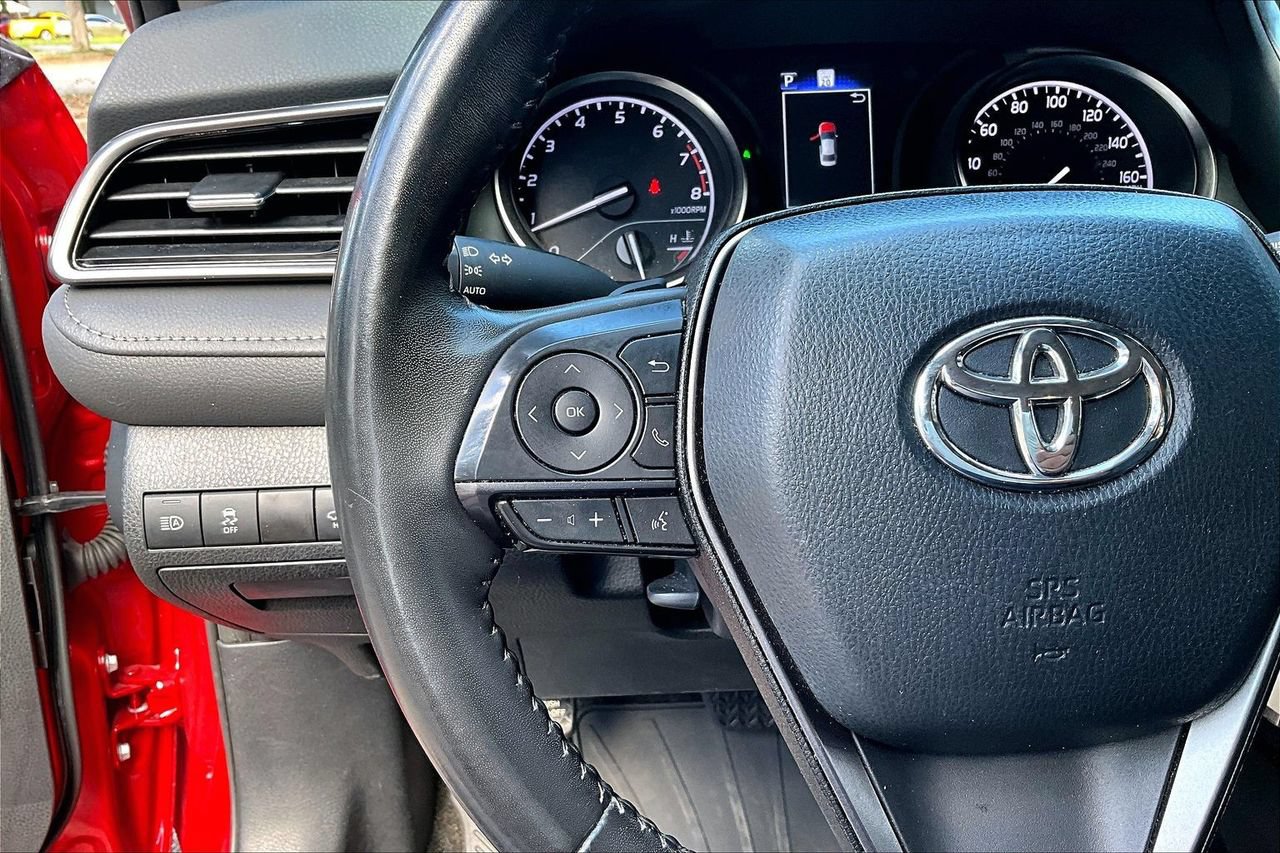 Used 2024 Toyota Camry SE FWD image 10