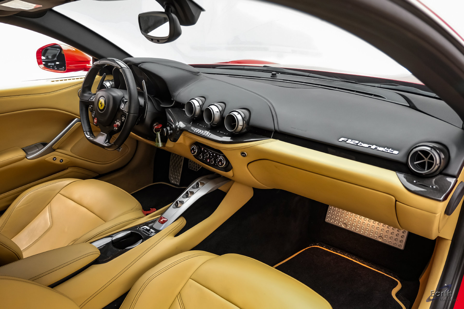 Used 2015 Ferrari F12 Berlinetta RWD image 55
