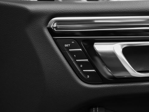 New 2026 Porsche Macan image 20