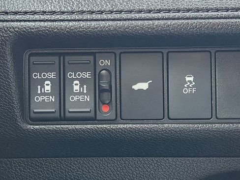 Certified 2025 Honda Odyssey EX-L image 21