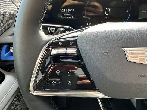 New 2026 Cadillac Optiq Sport 2 image 21