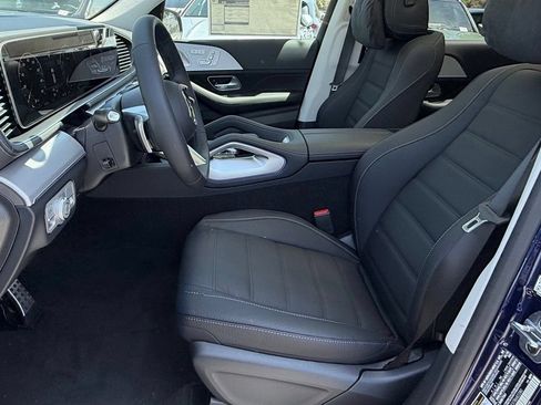 New 2026 Mercedes-Benz GLS 450 4MATIC image 17