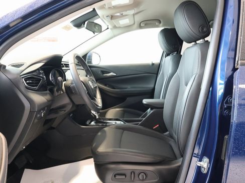 Used 2023 Buick Encore GX Select image 12