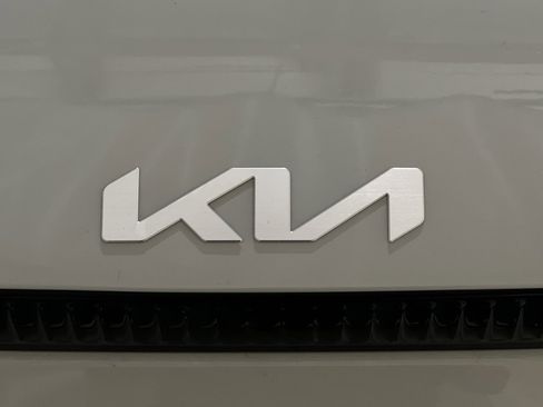 Used 2023 Kia EV6 Wind AWD/4WD image 12