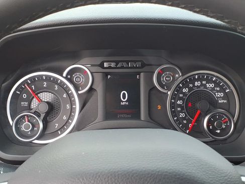 Used 2026 RAM 2500 Big Horn AWD/4WD image 2