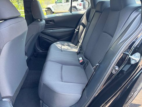 Used 2025 Toyota Corolla LE FWD image 23