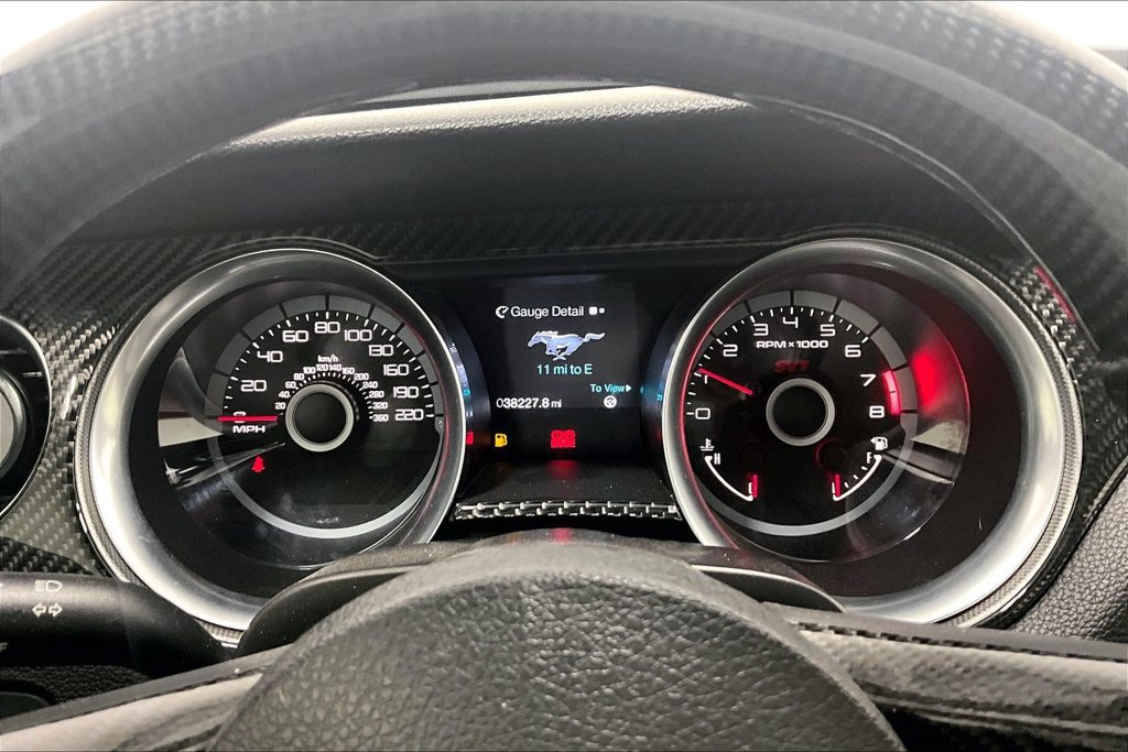 Used 2013 Ford Mustang Shelby GT500 RWD image 21