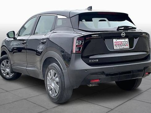 Certified 2025 Nissan Kicks S image 12