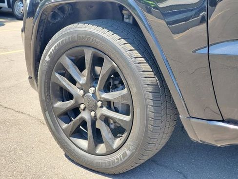 Certified 2020 Jeep Grand Cherokee Altitude AWD/4WD image 30