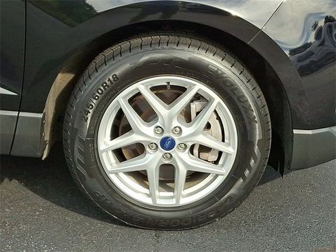 Certified 2022 Ford Edge SEL w/ Convenience Package image 8