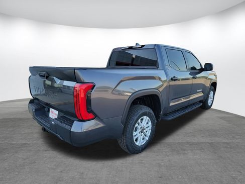 Used 2025 Toyota Tundra SR5 AWD/4WD image 5