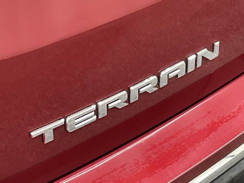 Used 2018 GMC Terrain SLT w/ Preferred Package image 24