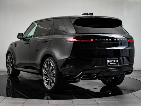 New 2026 Land Rover Range Rover Sport Dynamic SE image 6
