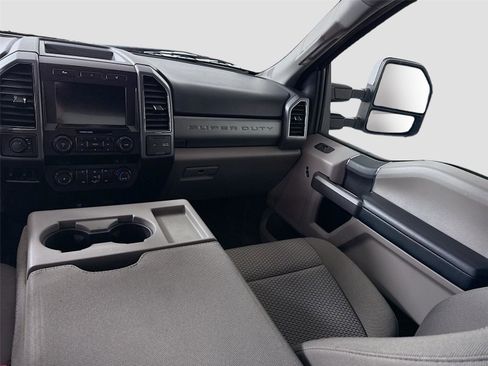 Used 2020 Ford F250 XLT image 14