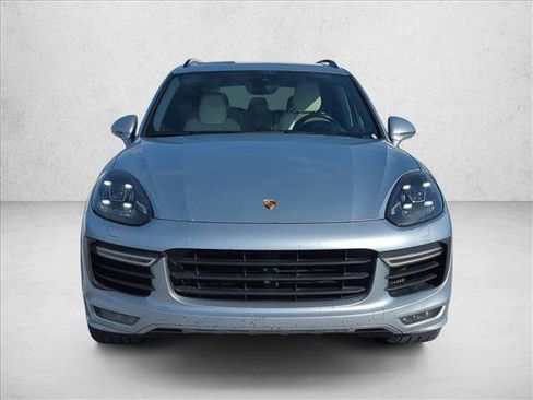 Used 2017 Porsche Cayenne GTS AWD/4WD image 2