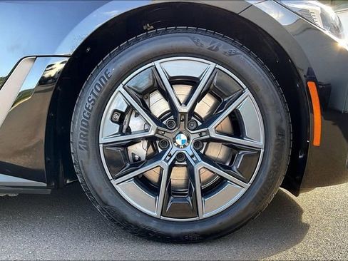 Used 2025 BMW i4 eDrive40 image 9