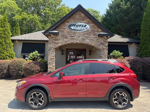 Used 2014 Subaru Crosstrek 2.0i Premium w/ Popular Package #2 image 1