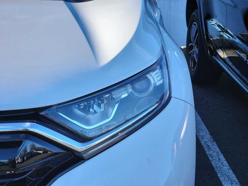 Used 2022 Honda CR-V Special Edition image 3