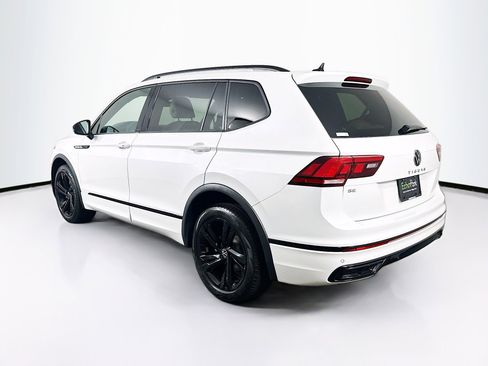 Used 2024 Volkswagen Tiguan SE R-Line image 5