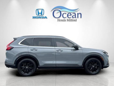 Used 2023 Honda CR-V Sport image 2