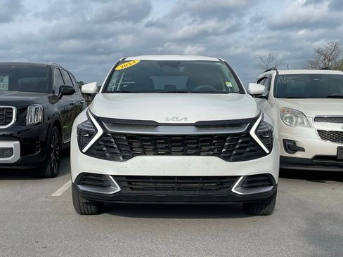 Certified 2024 Kia Sportage LX image 2