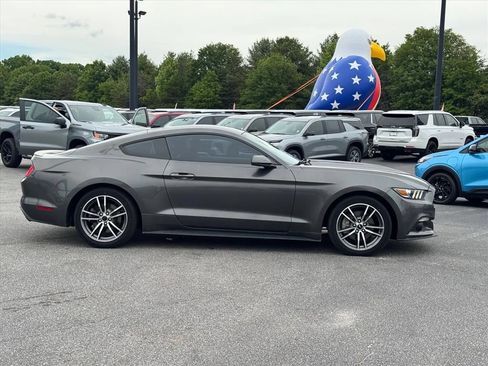 Used 2017 Ford Mustang Coupe RWD image 2