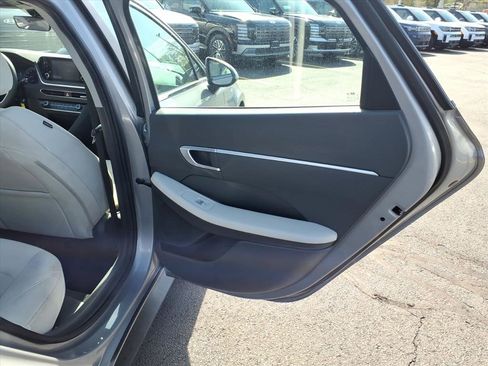 Certified 2023 Hyundai Sonata SE FWD image 17