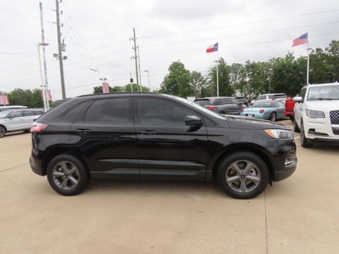 Used 2023 Ford Edge SEL w/ Sport Appearance Package AWD/4WD image 8