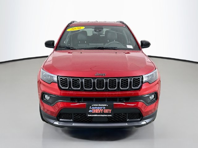 Used 2026 Jeep Compass Latitude AWD/4WD image 2