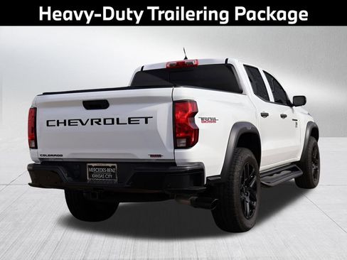 Used 2024 Chevrolet Colorado Trail Boss w/ Technology Package image 8