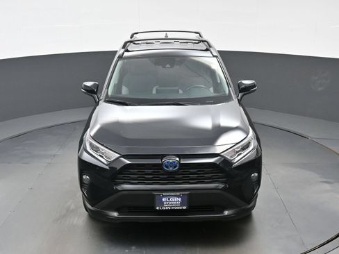 Used 2020 Toyota RAV4 XLE w/ XLE Grade Weather Package AWD/4WD image 41