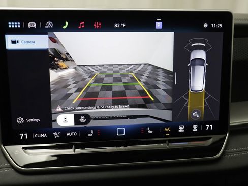 New 2026 Volkswagen Tiguan SE AWD/4WD image 10