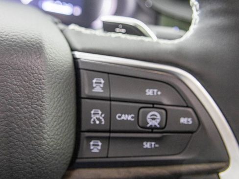 New 2026 Jeep Grand Cherokee Altitude image 31