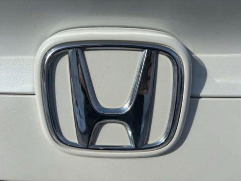 Used 2019 Honda Civic EX image 11