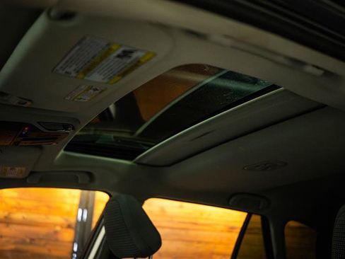 Used 2025 Subaru Outback Premium image 26