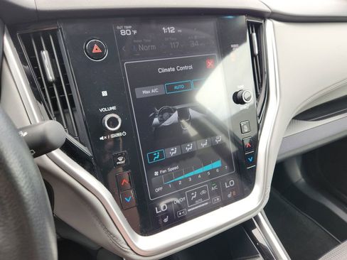 Used 2022 Subaru Outback Premium image 18