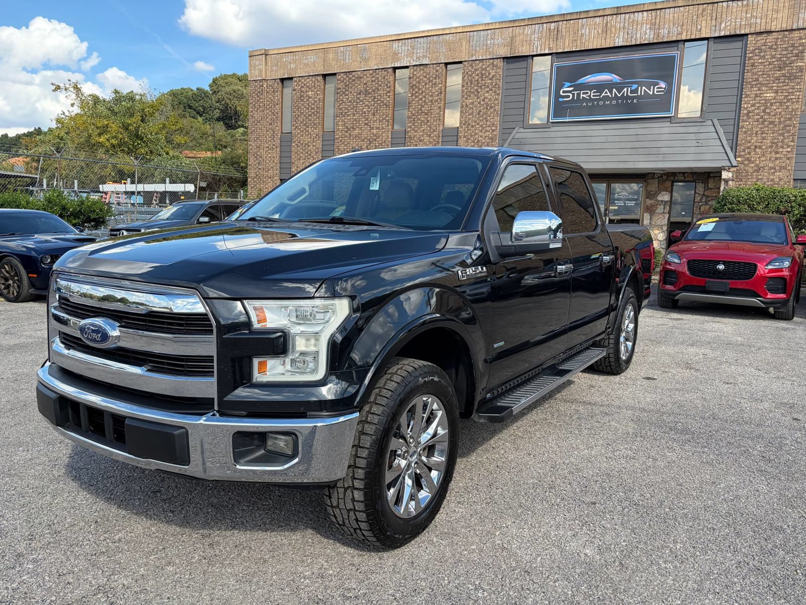 Used 2015 Ford F150 Lariat w/ Equipment Group 502A Luxury RWD image 1