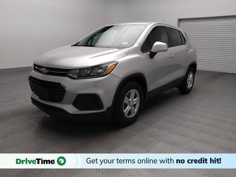 Used 2020 Chevrolet Trax LS w/ Tint and Cruise Package image 1