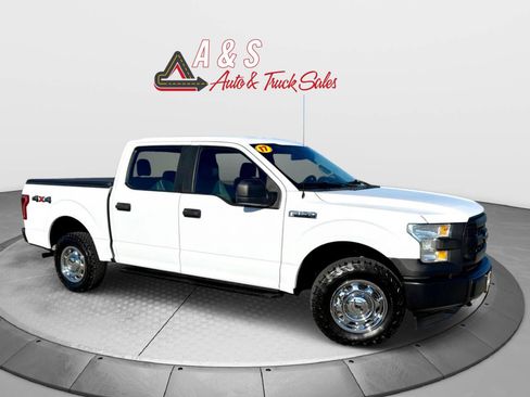 Used 2017 Ford F150 XL w/ Equipment Group 101A Mid image 1